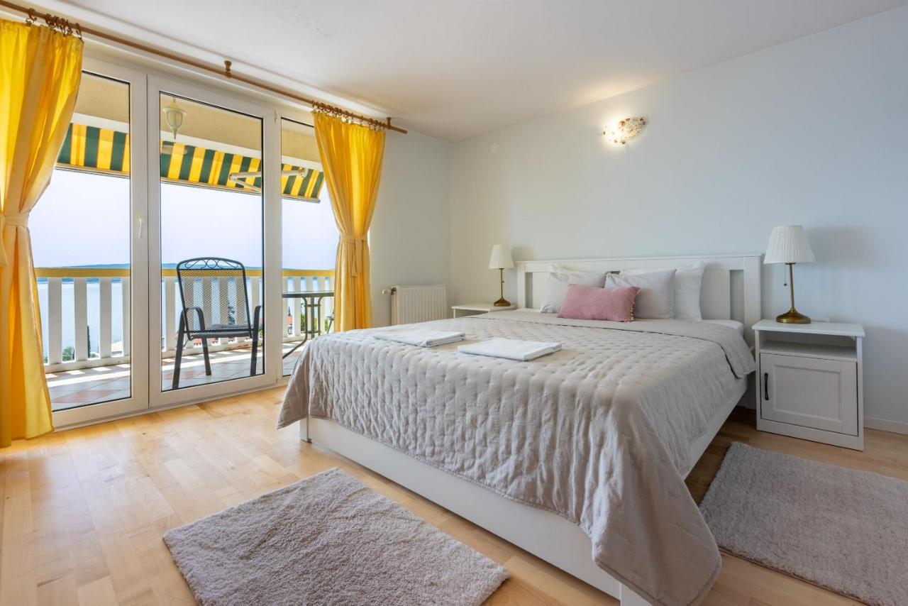 Apartments Neno Цриквеница Экстерьер фото